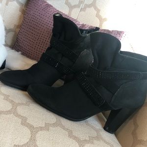 Ecco leather high heel ankle boots